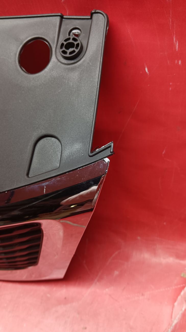 863504Y000 Решетка радиатора Kia Rio 3 QB 2011-2017 86350 4Y000