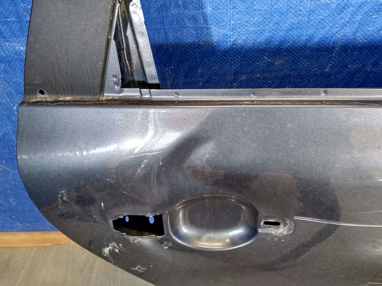 Dver Zadnyaya Pravaya Lada Granta 1 2011 Nv Cena 3000 Rub 21910620001420 21910620001425