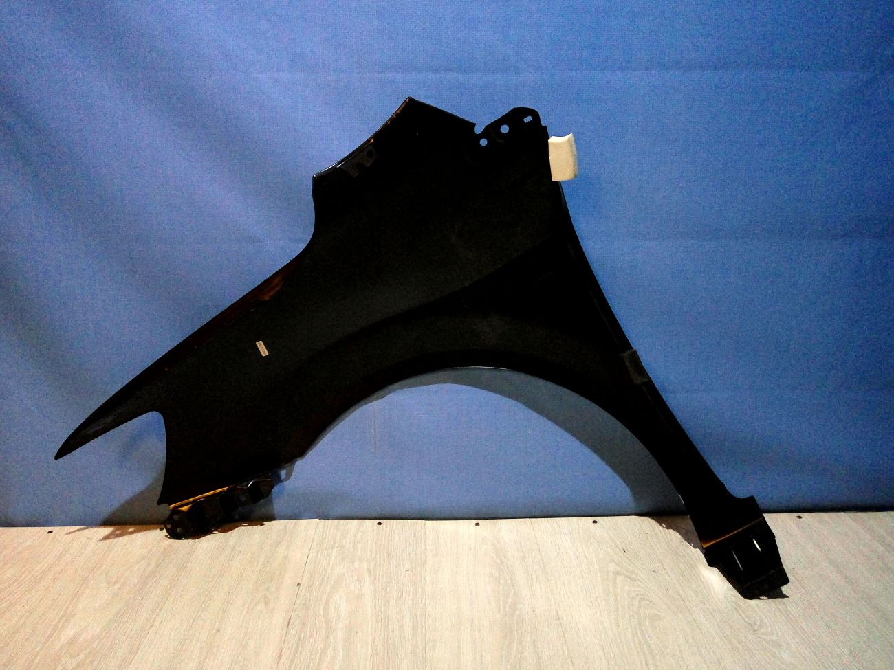 95483688 Крыло переднее правое Chevrolet Aveo T300 2012-2020