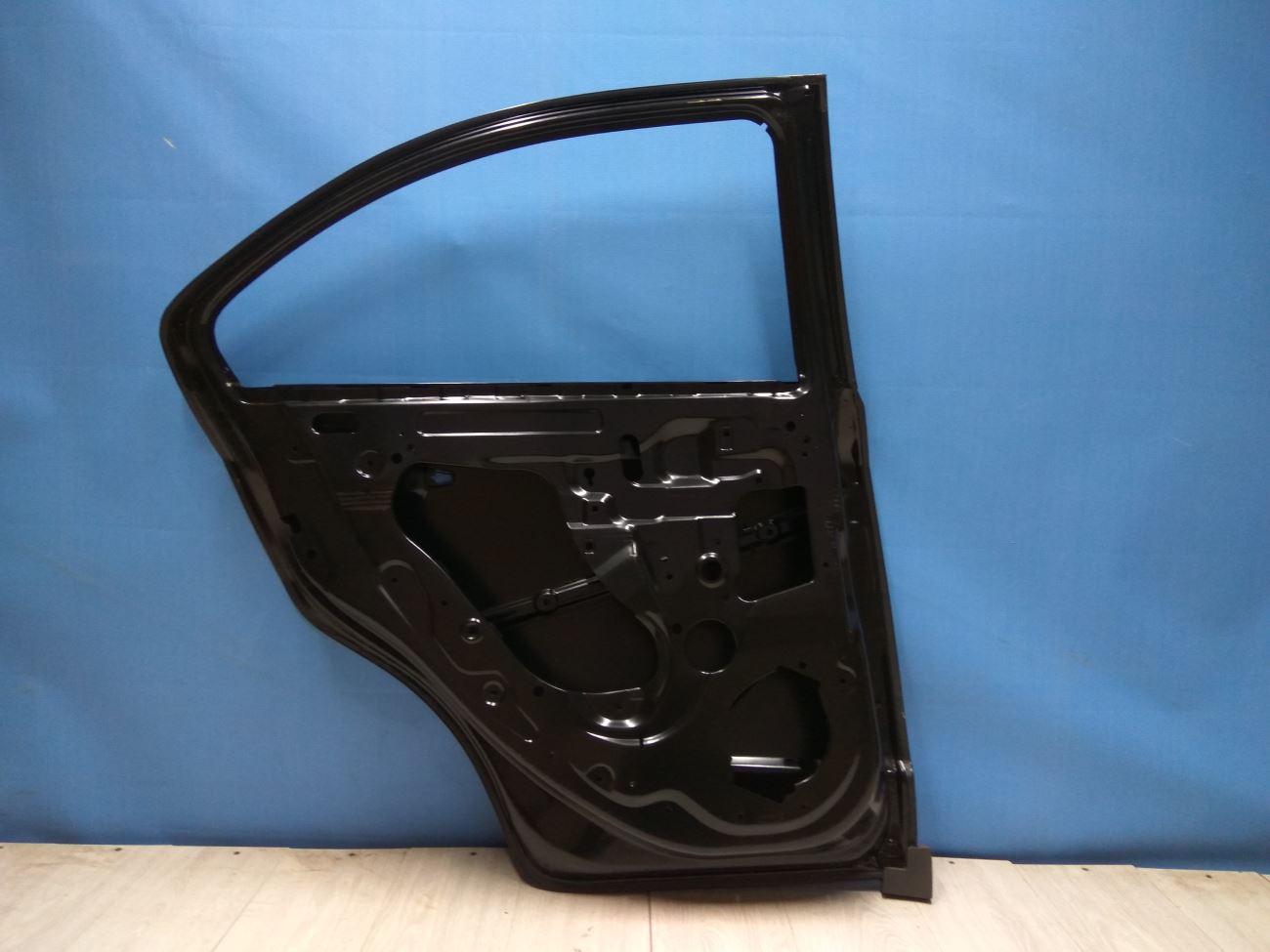 96893657 Дверь задняя левая Chevrolet Aveo T300 2012-2020