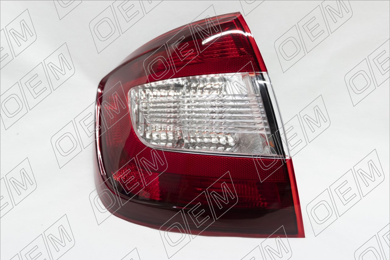Фонарь левый Skoda Rapid (2012-2020)