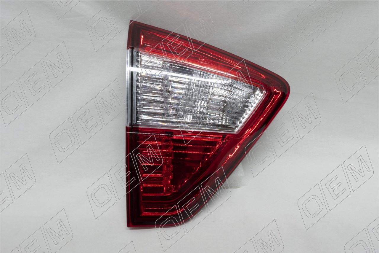 Фонарь левый внутренний Nissan Terrano D10 (2014-2022)