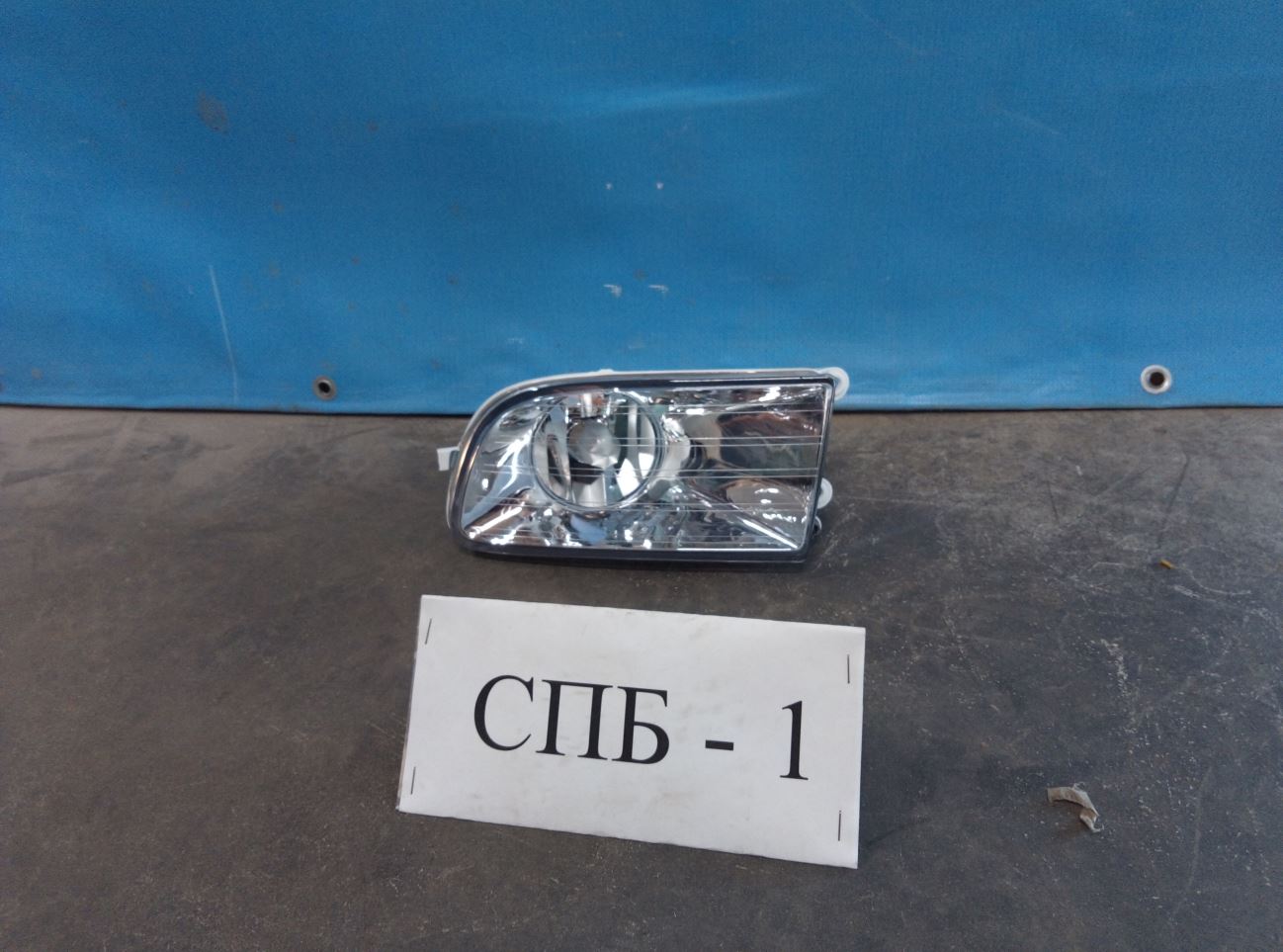 1z0941701A Фара противотуманная левая Skoda Octavia 2 A5 2004-2013