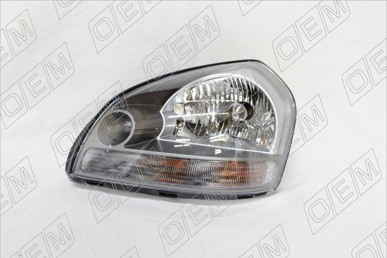 Фара левая Hyundai Tucson 1 JM (2004-2009)