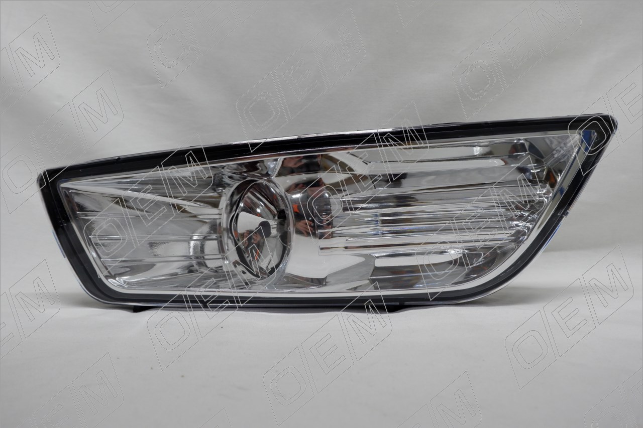 Фара противотуманная левая Ford Mondeo 4 (2006-2010)