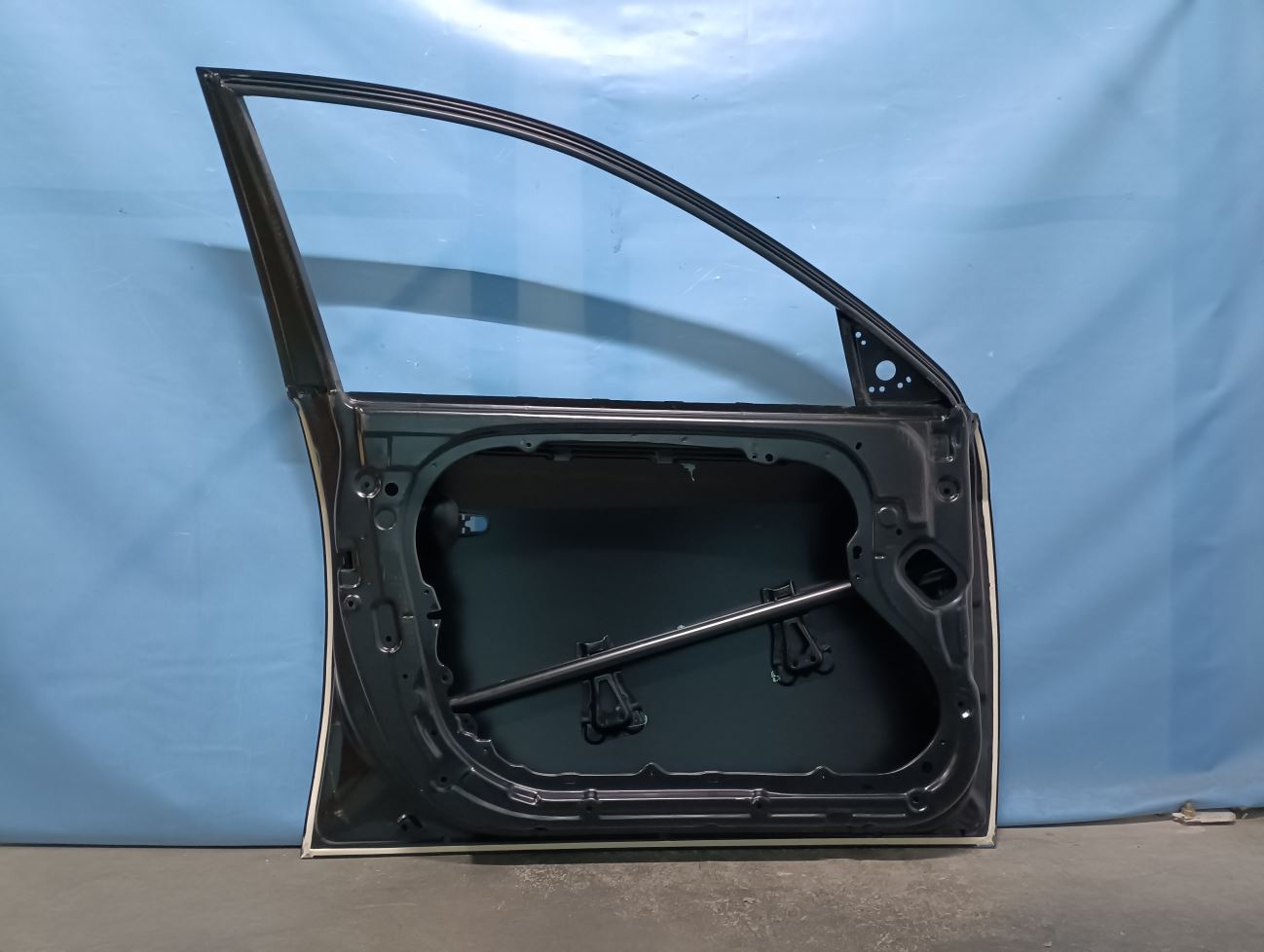 Купить Дверь Элантра 4