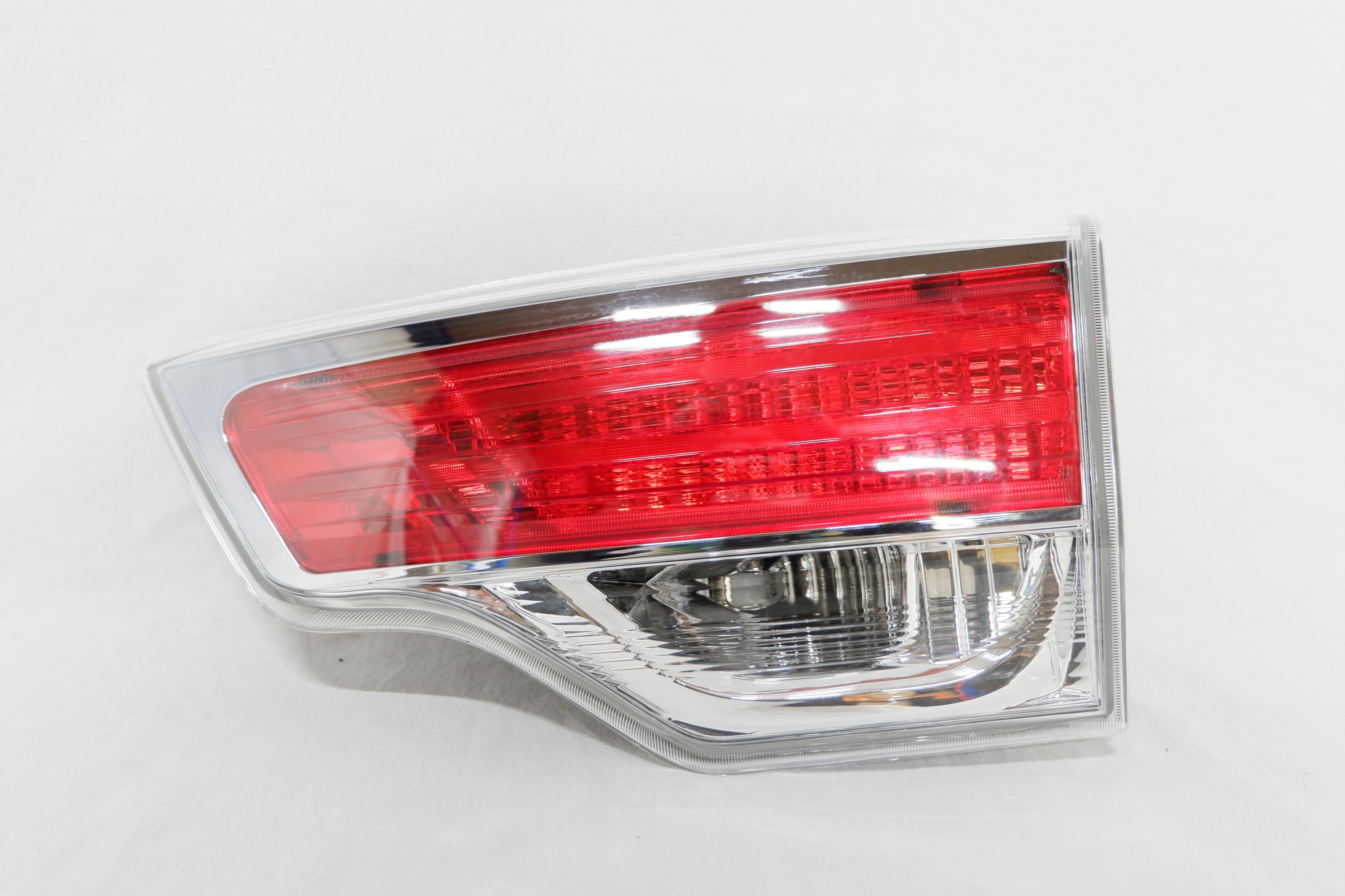 Фонарь правый внутренний Toyota Highlander 3 U50 (2013-2016)