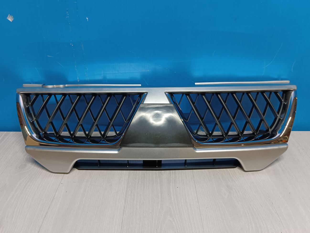 Купить Решетку Радиатора Митсубиси Аутлендер 3 Phev