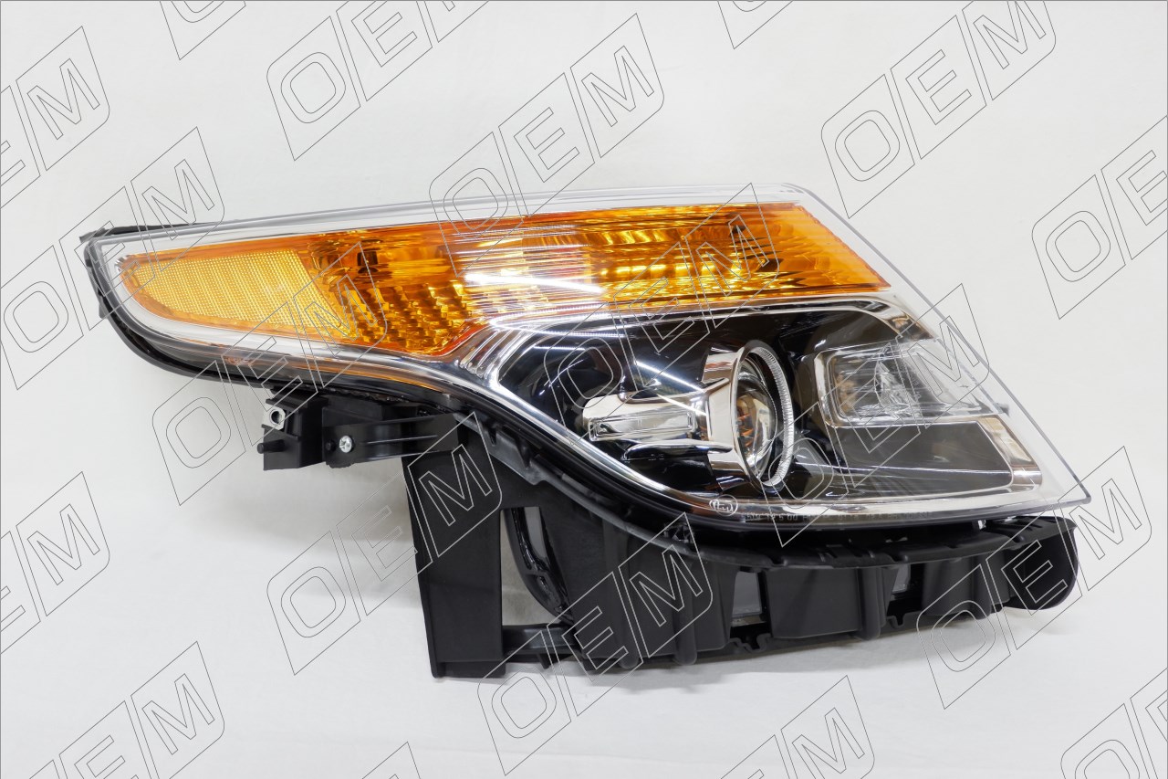 Фара правая Ford Explorer 2010 галоген