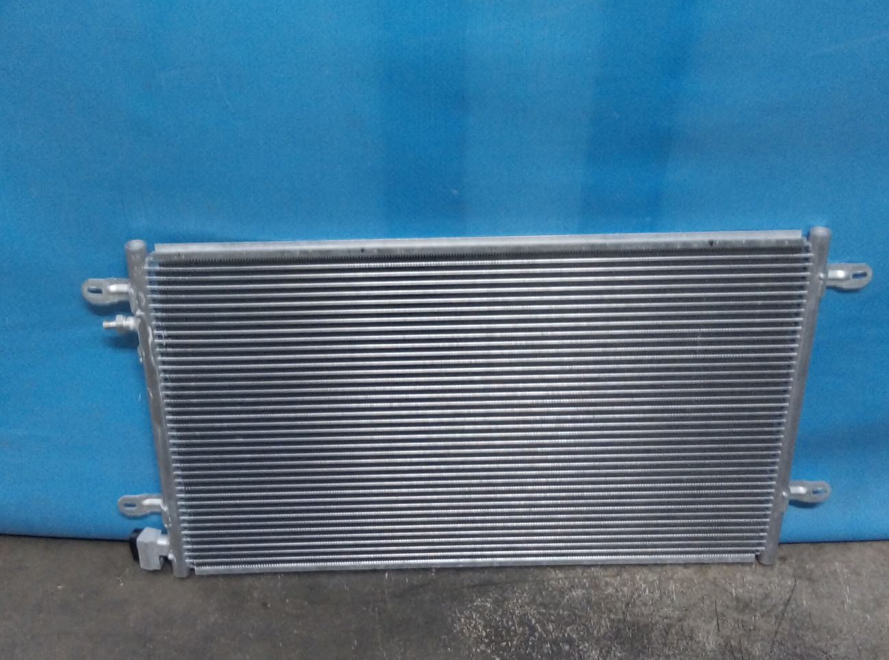 4F0260403P Радиатор кондиционера Audi A6 3 С6 2004-2011