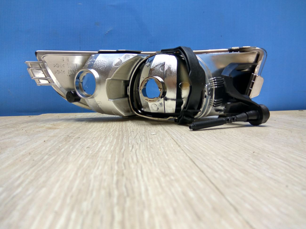 1Z0941700C Фара противотуманная правая Skoda Octavia 2 A5 2004-2013