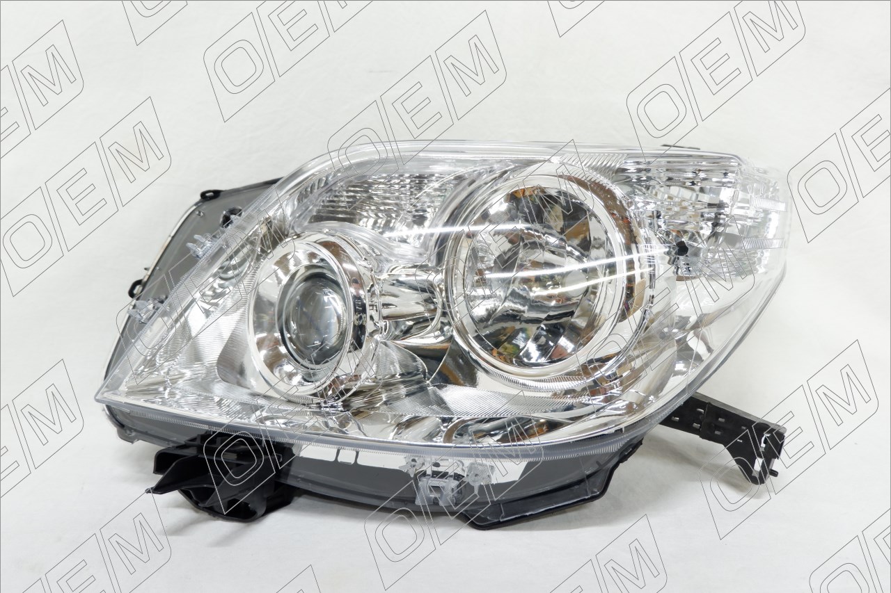 Фара левая Toyota Land Cruiser Prado 150 (2009-2013)