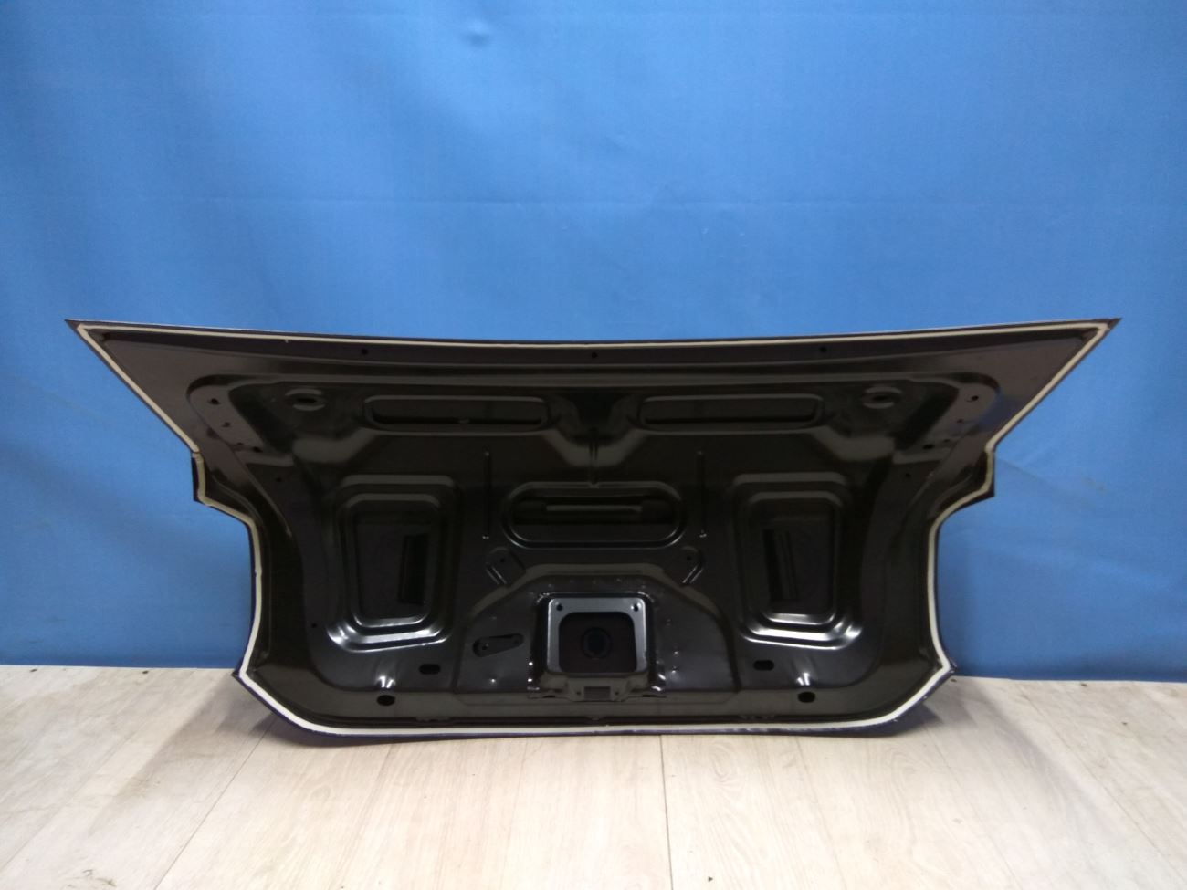 901006652R Крышка багажника Renault Logan 2 2014-2021