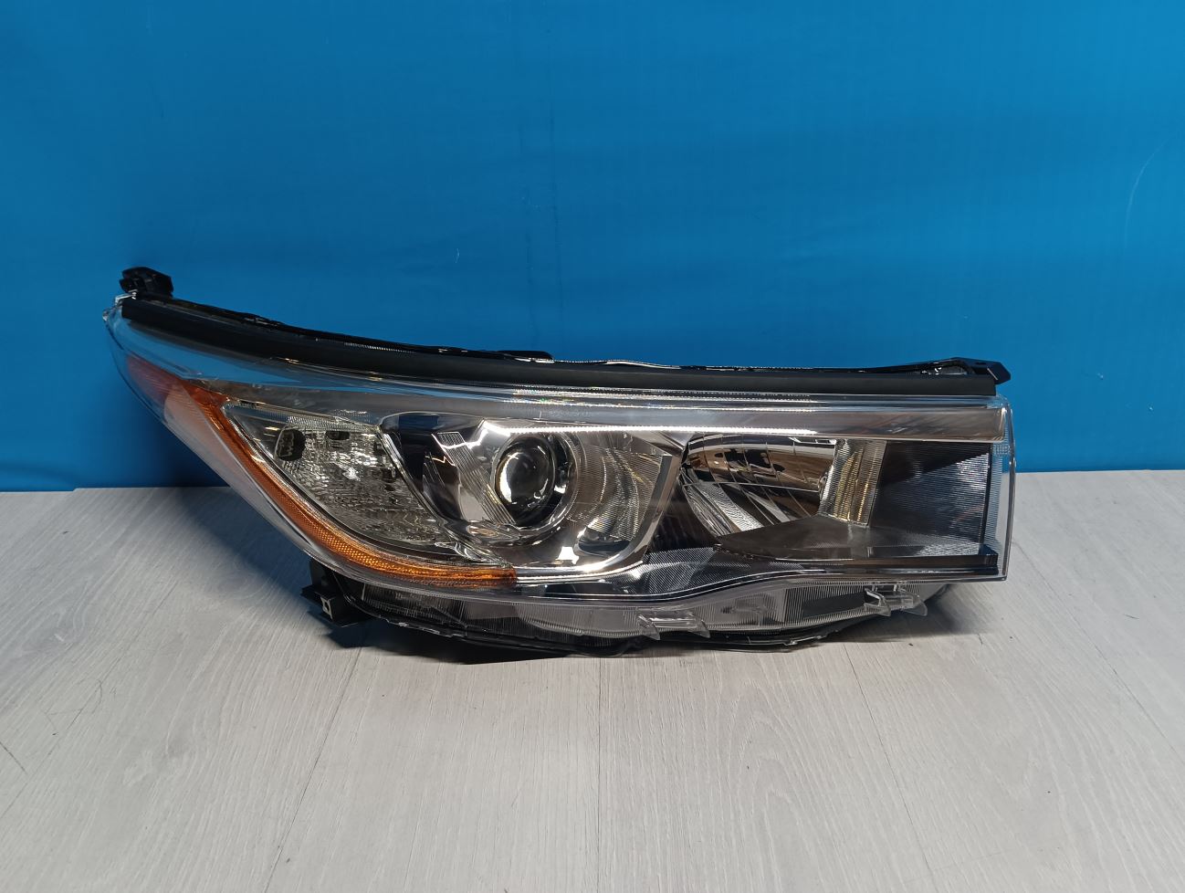 Фара правая Toyota Highlander 3 U50 (2013-2016)
