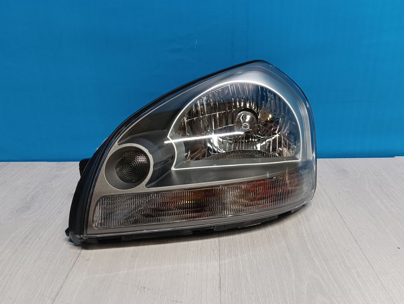 Фара левая Hyundai Tucson 1 JM (2004-2009)