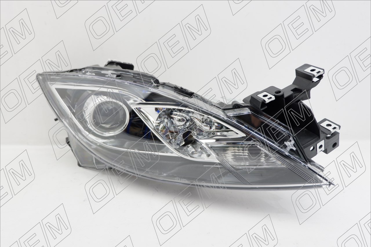 Фара правая Mazda 6 2 GH (2007-2010)