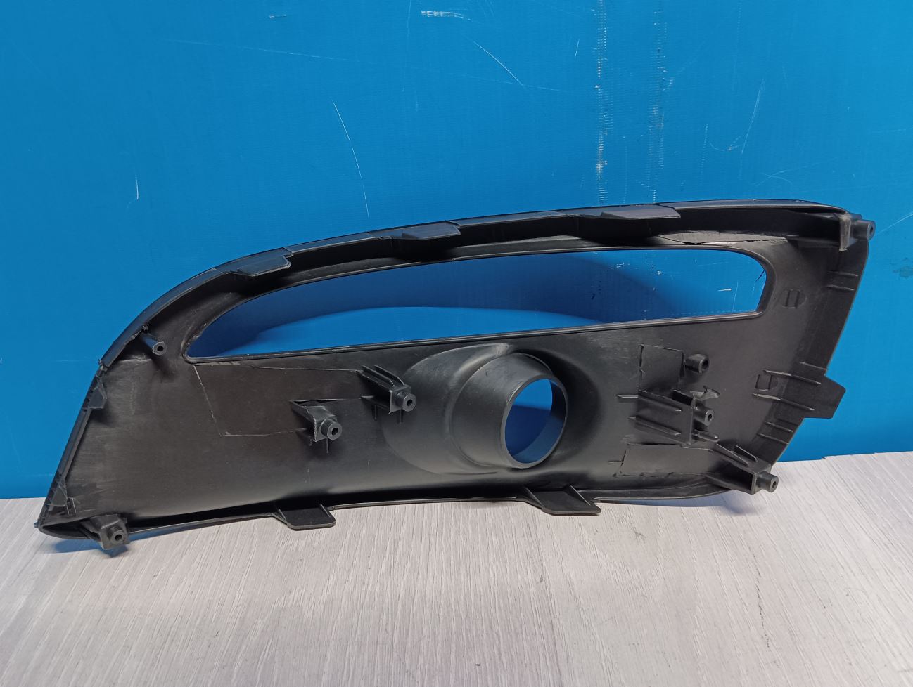 86564a2610 Окантовка противотуманной фары правая Kia Ceed 2 JD 2012-2018 86564-a2610