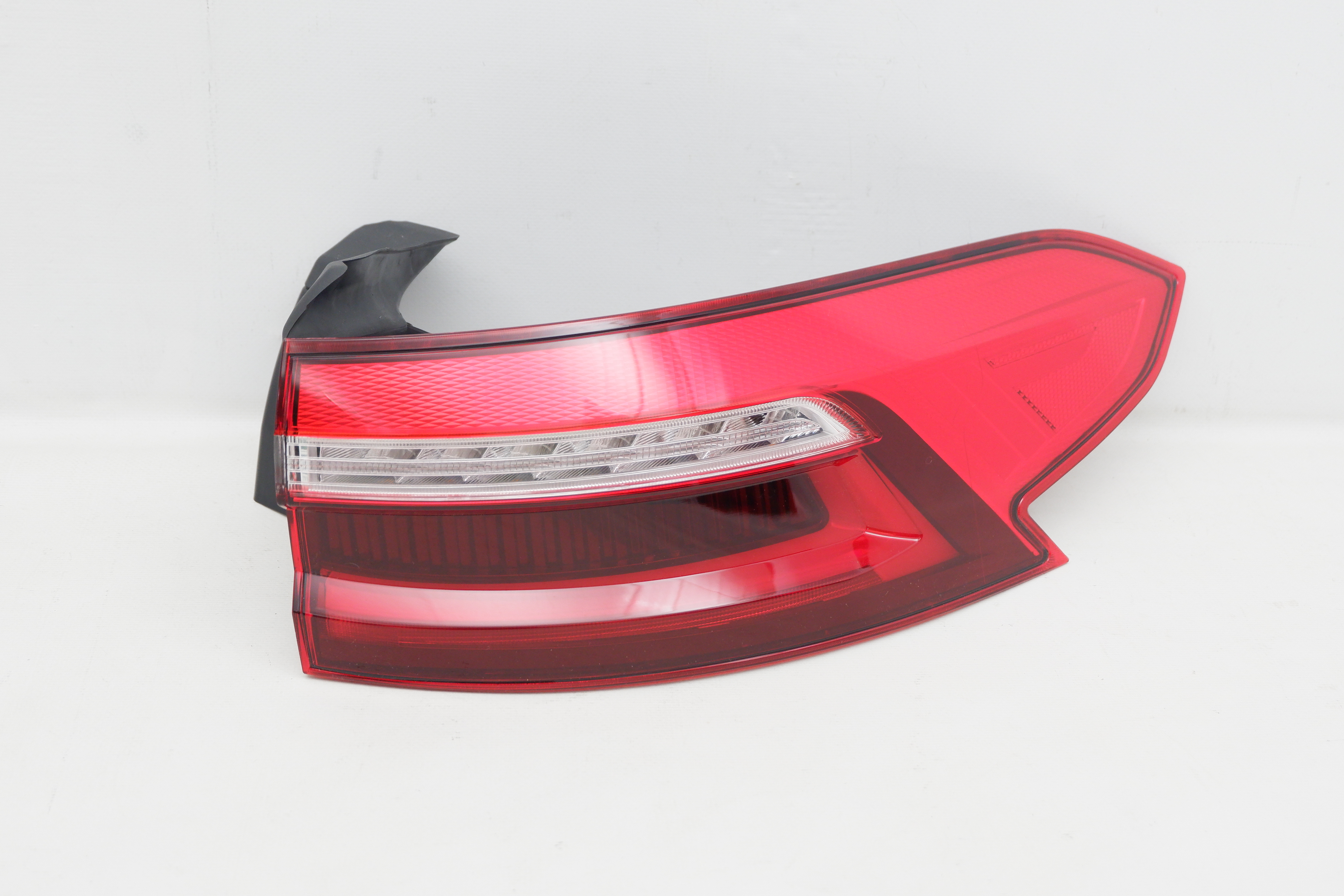 Фонарь правый внешний Haval F7x (2019-нв)
