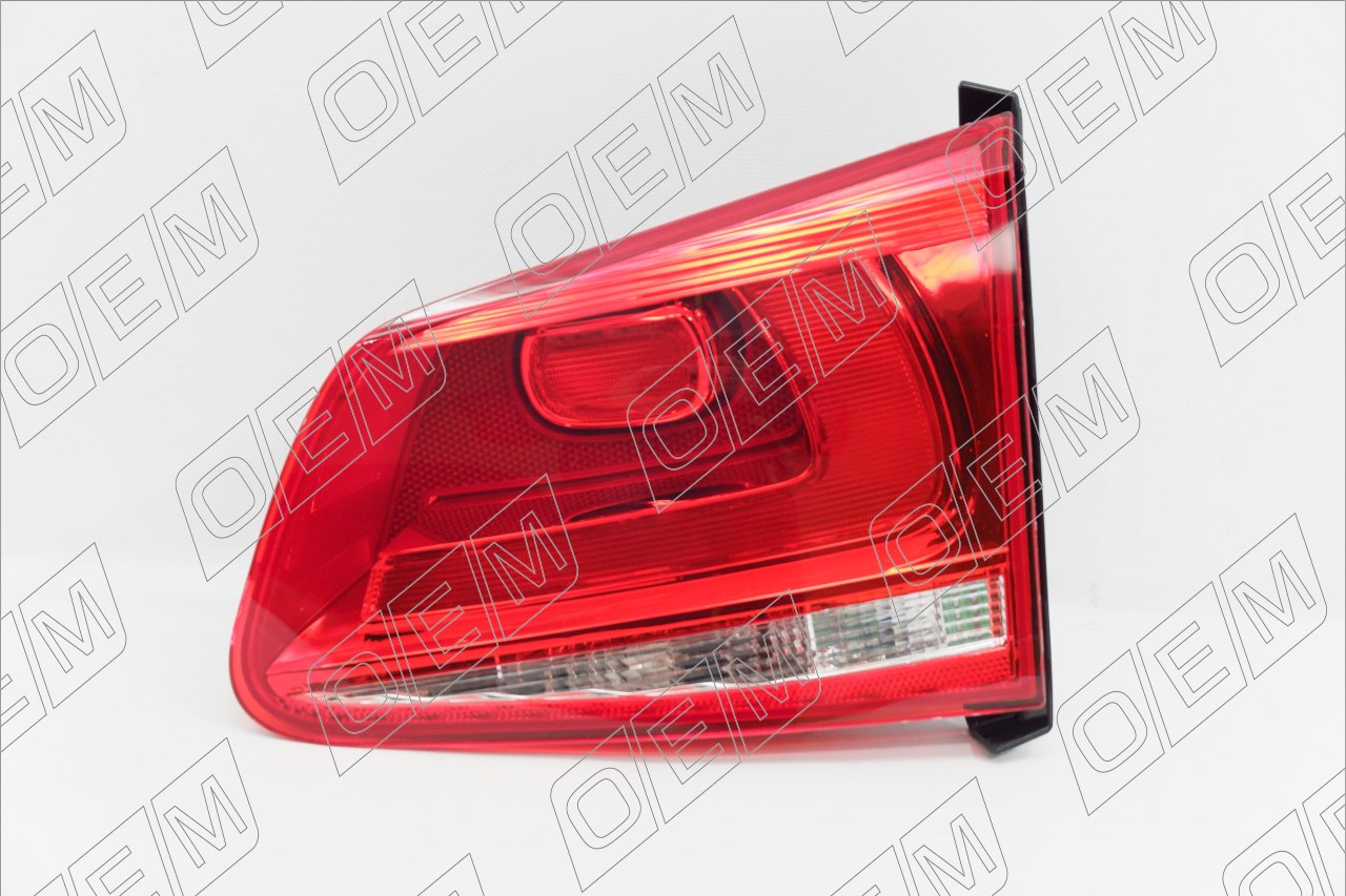 Фонарь правый внутренний Volkswagen Touareg 2017 Правая