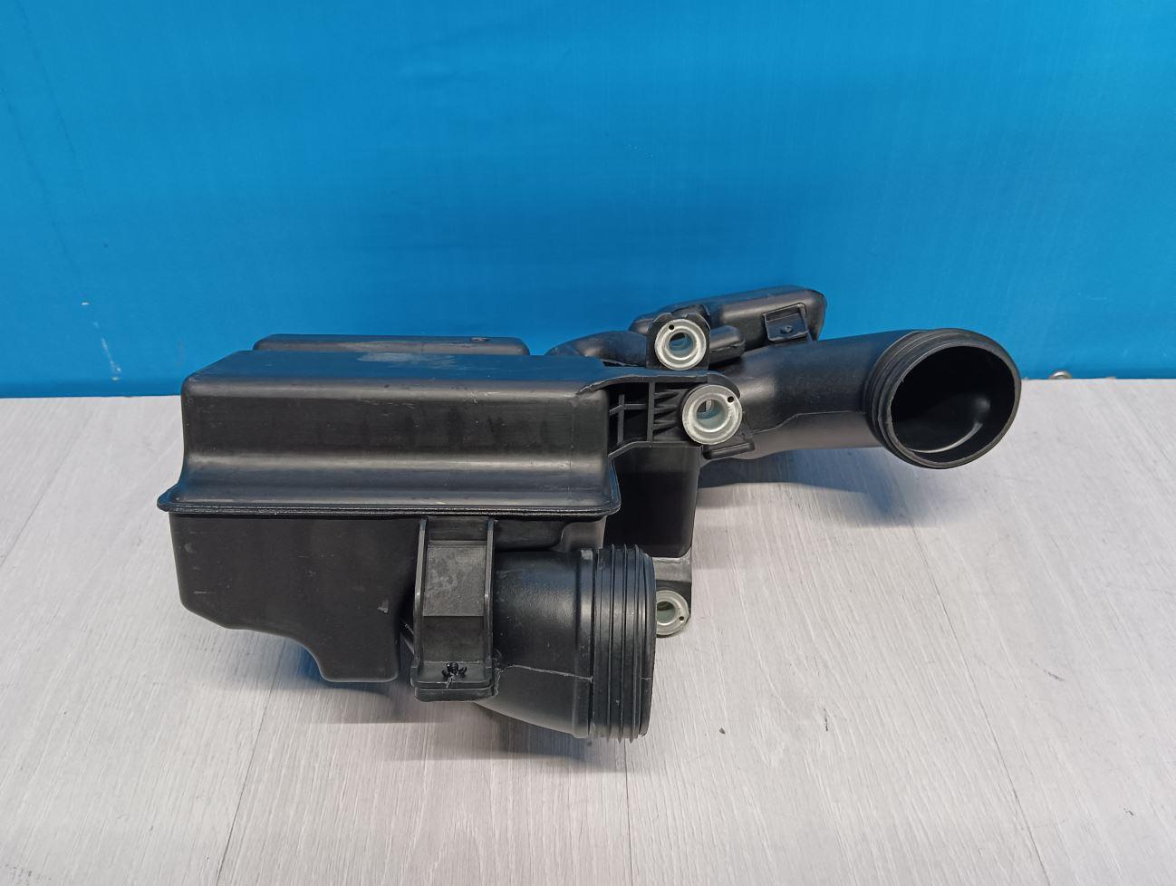 Резонатор воздушного фильтра Kia Ceed 2 JD (2012-2018) цена 3400 руб ...