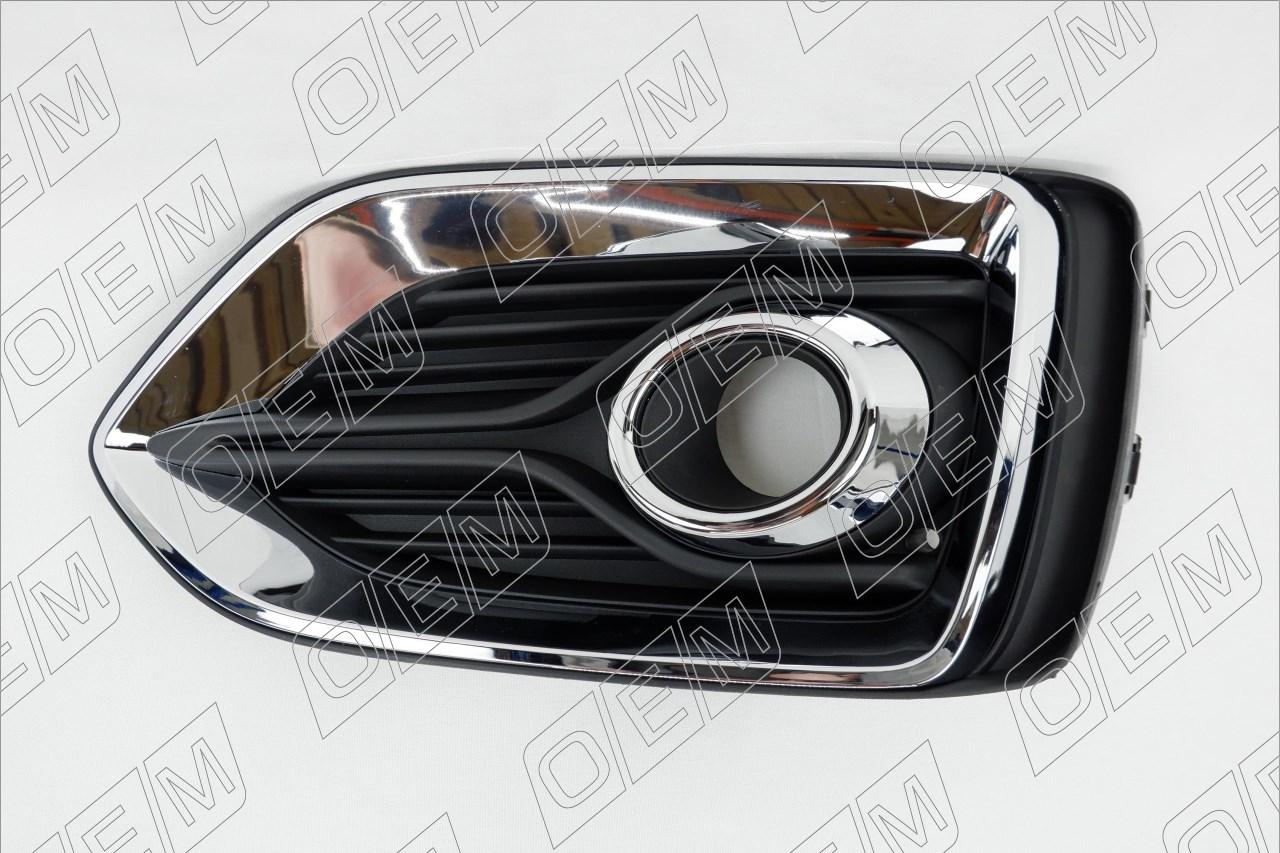 Окантовка противотуманной фары правая  Hyundai  Solaris  2 