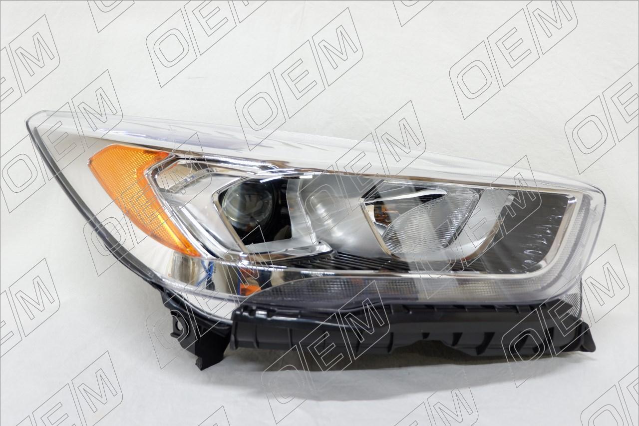 Фара правая  Ford  Kuga  2 CBS 