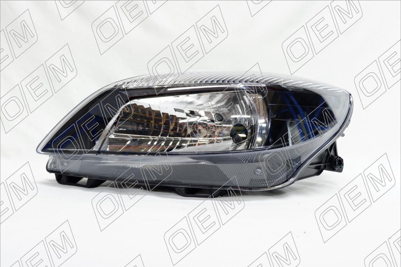 Фара левая  Skoda  Fabia  2 5J 
