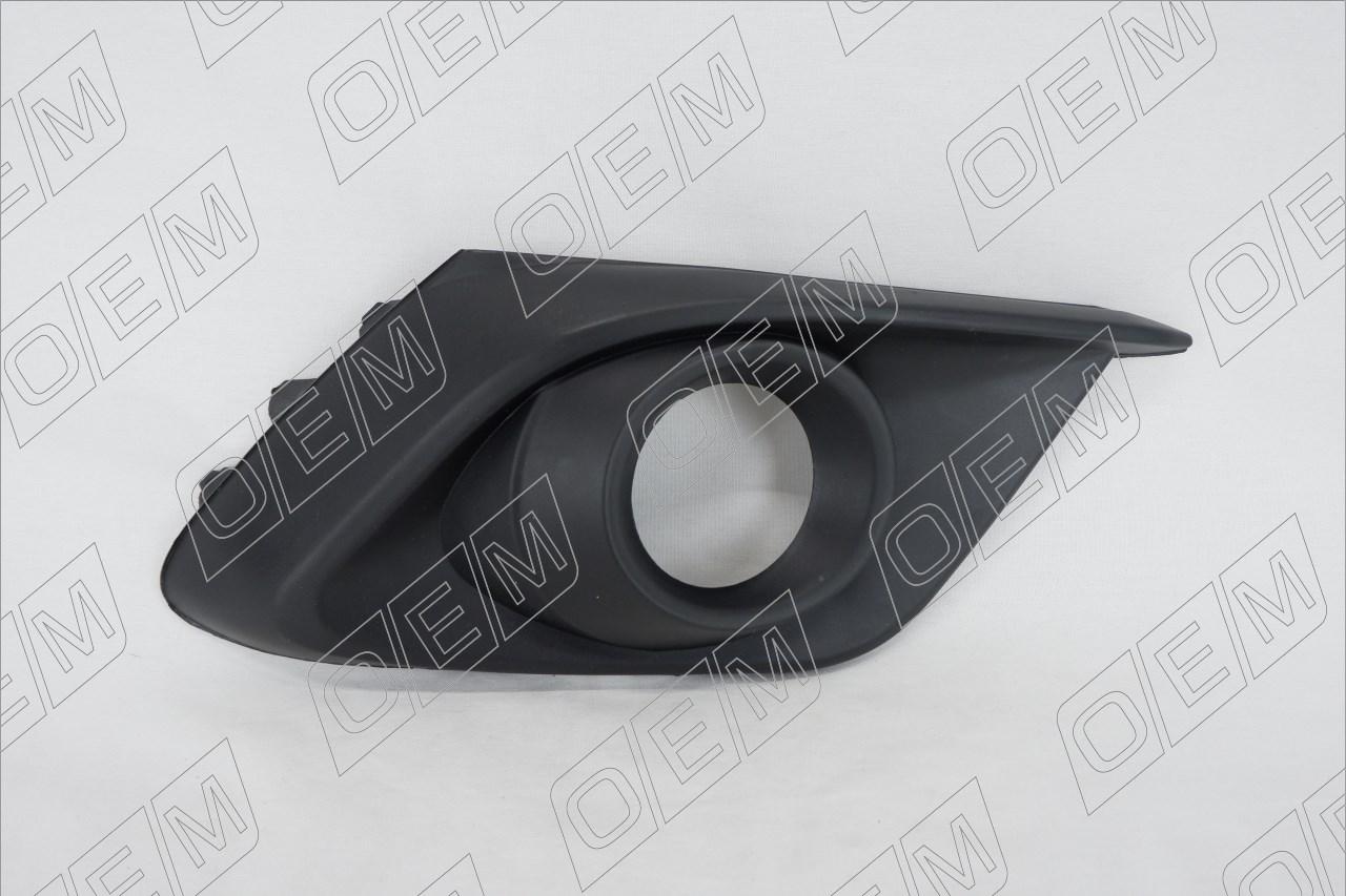 Окантовка противотуманной фары правая  Mazda  3  3 BM 