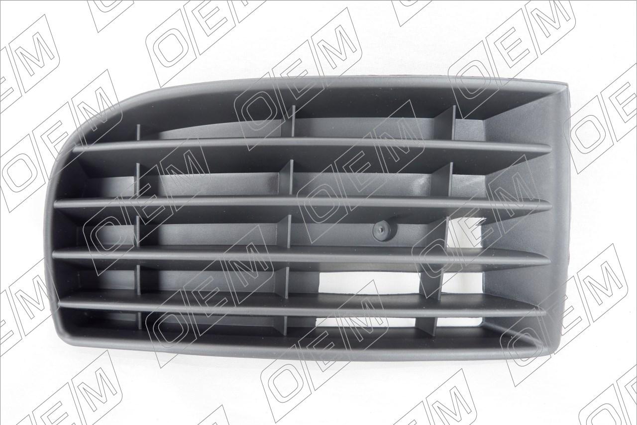 Заглушка противотуманной фары правая  Volkswagen  Golf  5 