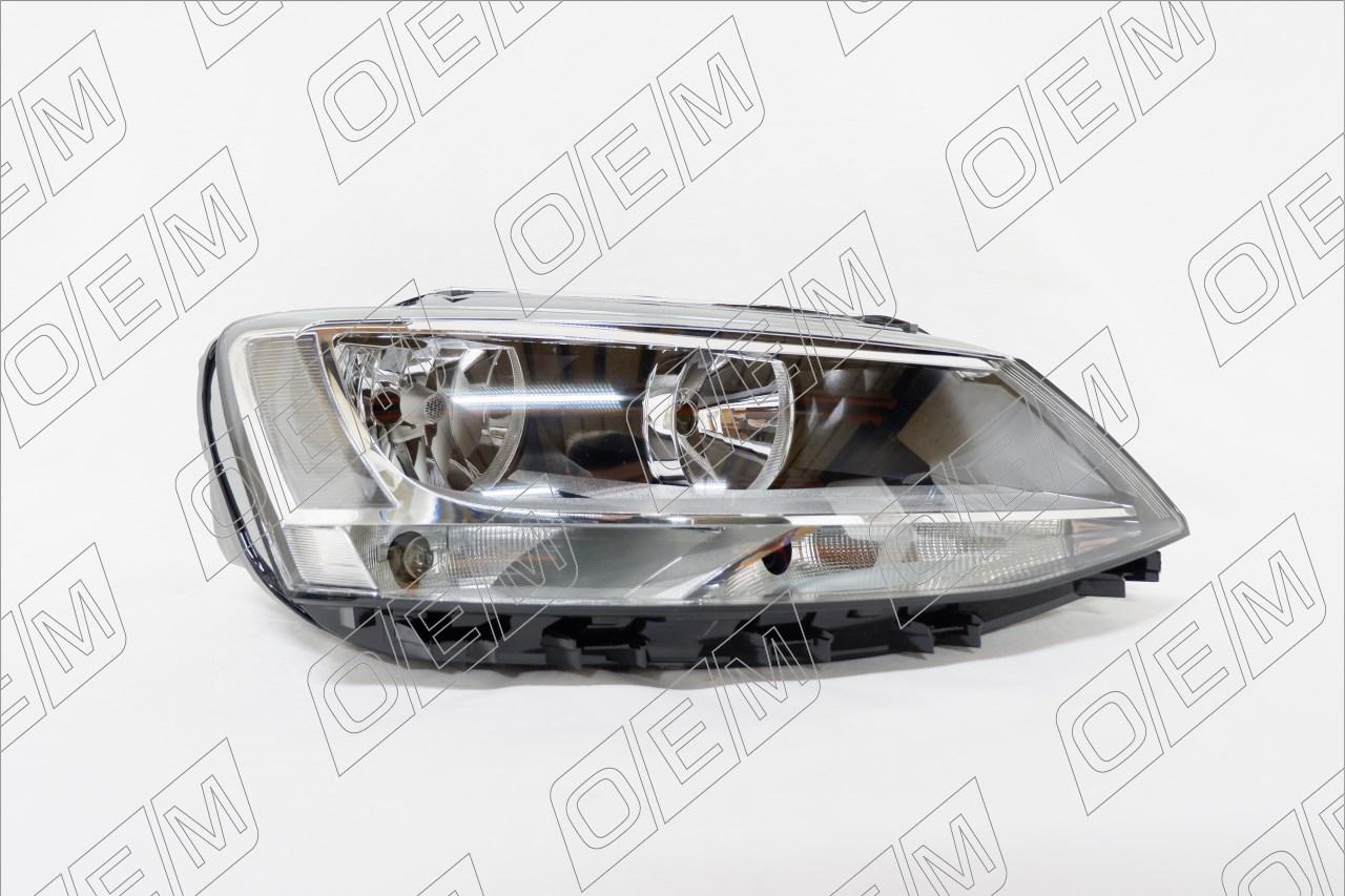 Фара правая  Volkswagen  Jetta  6 