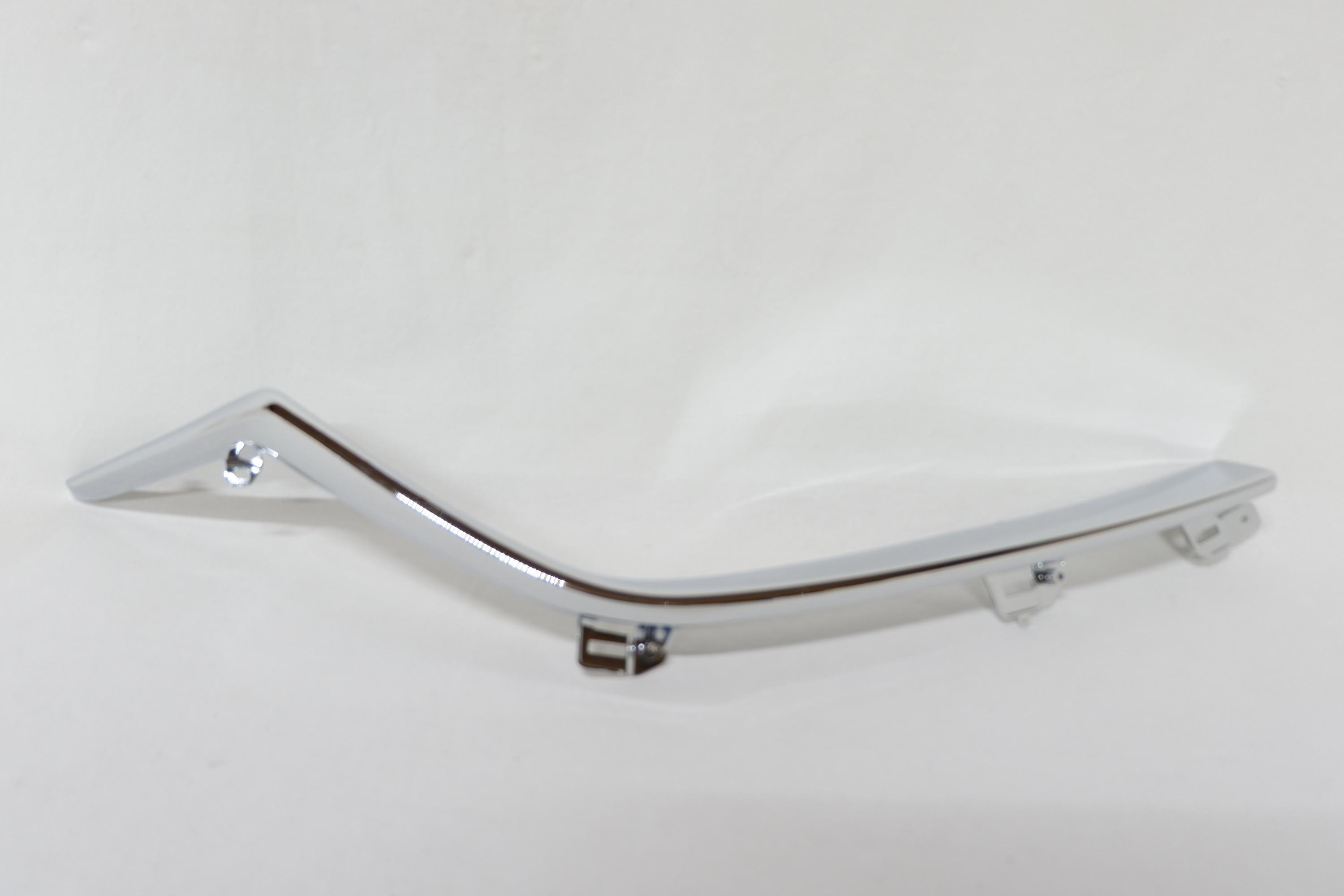 Окантовка решетки радиатора правая, Mazda, 6, 3 GJ (2012-нв)