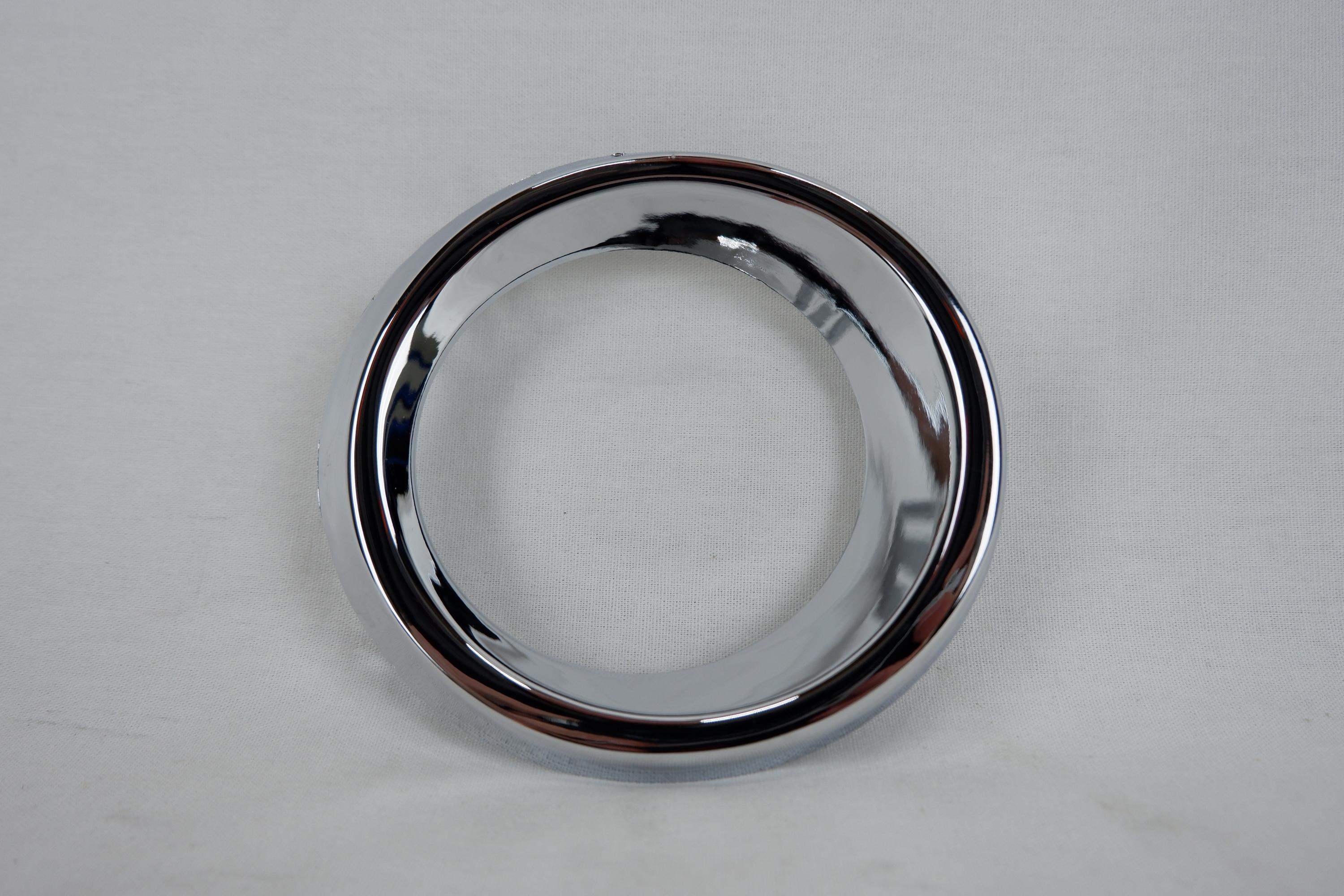Кольцо окантовки противотуманной фары правой, Mazda, 3, 3 BM (2013-2019)