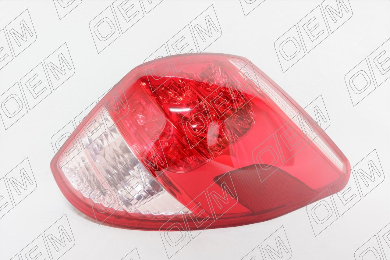 Фонарь правый  Toyota  RAV4  3 CA30 