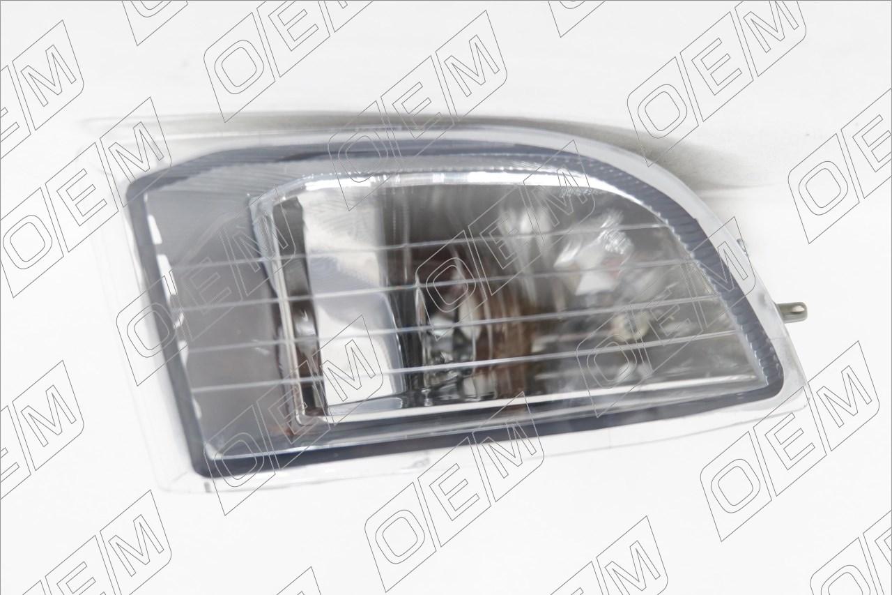 Фара противотуманная правая  Toyota  Land Cruiser Prado  120 