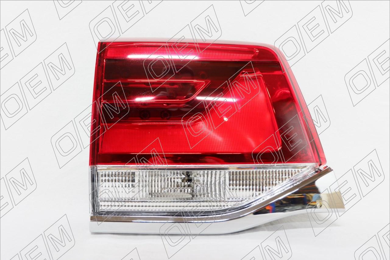 Фонарь левый внутренний  Toyota  Land Cruiser  200 
