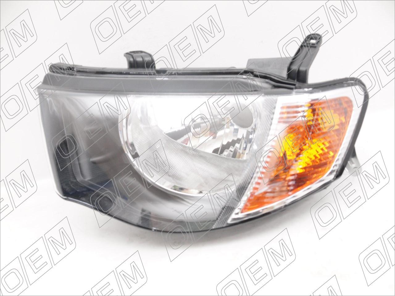 Фара левая  Mitsubishi  L200  4 