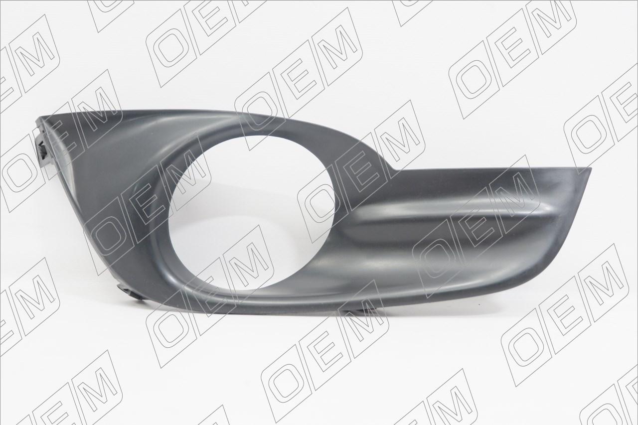 Окантовка противотуманной фары правая  Nissan  Teana  3 L33 