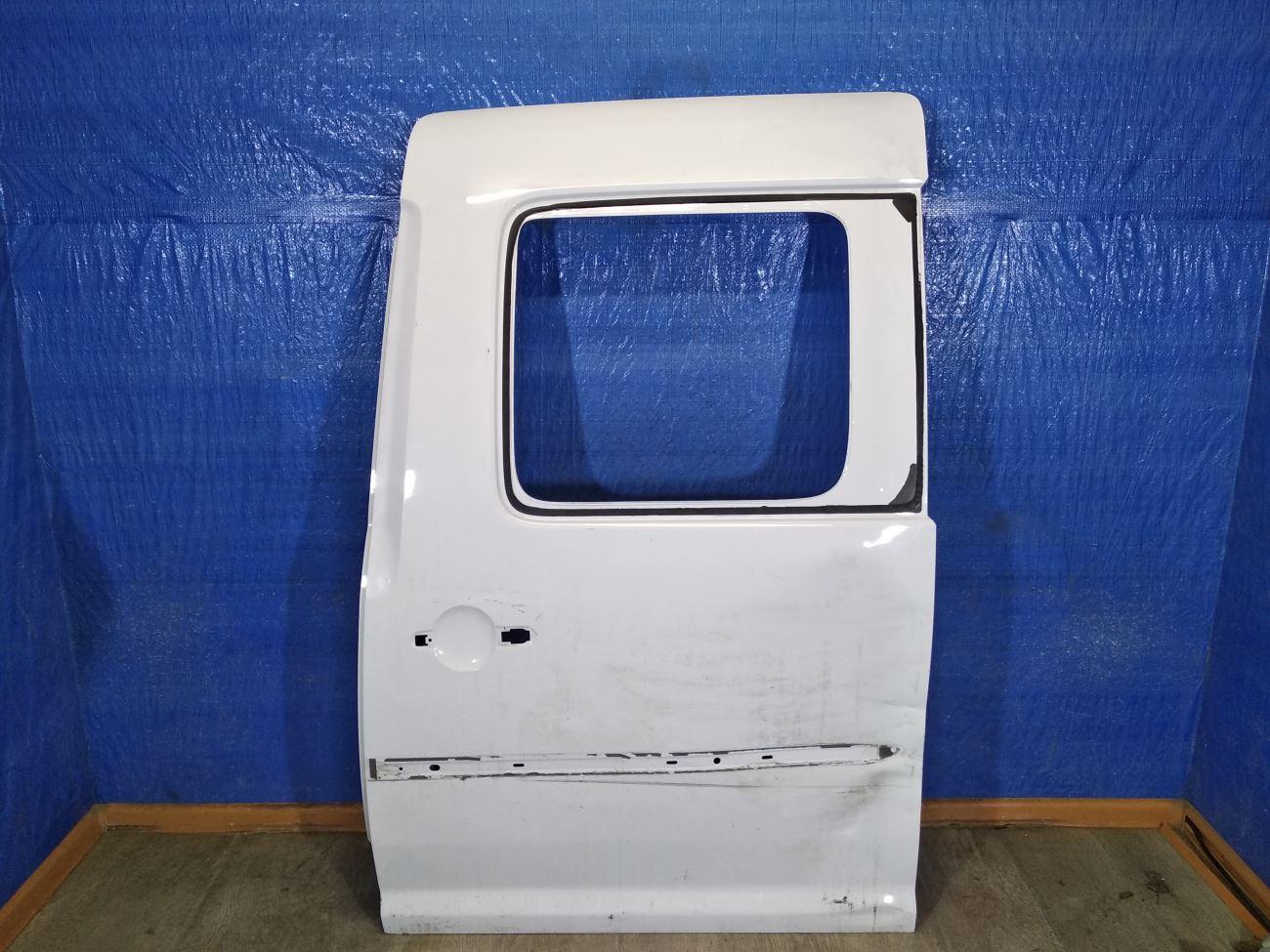 Дверь багажника caddy. 2k3843108b. Дверь фольксваген кадди 3. Дверь volkswagen caddy 3. Фольксваген кадди бронированный.