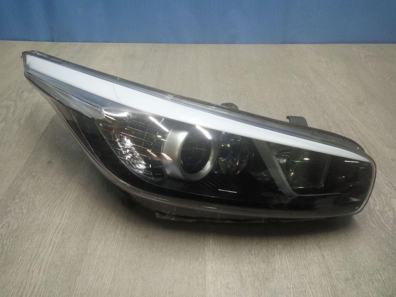 Фара правая Kia Ceed 2 JD (2012-нв) цена 23000 руб. 92102A2440, 92102A2441