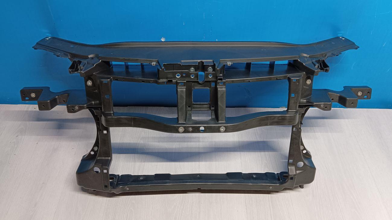 Панель передняя  Volkswagen  Passat  B6 