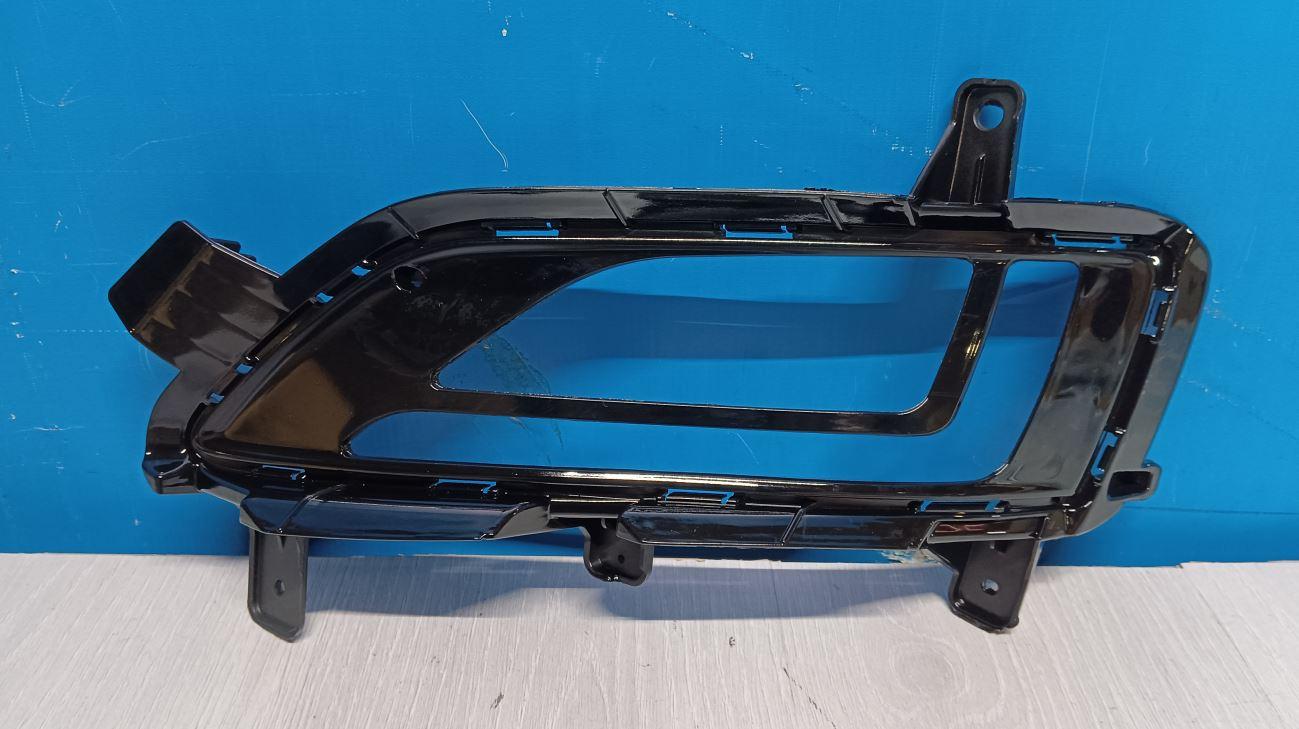 Окантовка противотуманной фары левая  Hyundai  Tucson  3 
