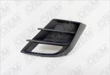 Окантовка противотуманной фары левая Mazda 3 2 BL (2009-2013)