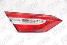 Фонарь левый внутренний Toyota Camry 8 XV70 (2017-2024)